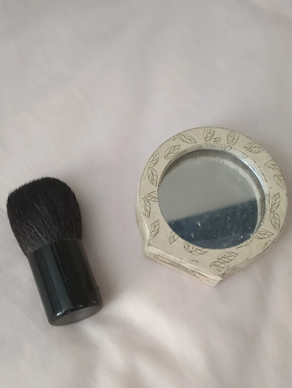 Compact Mirror and Blush Brush - Preloved